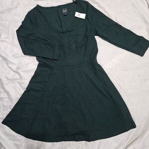 GAP NWT forest green long sleeve skater dress. Size M heavyweight
